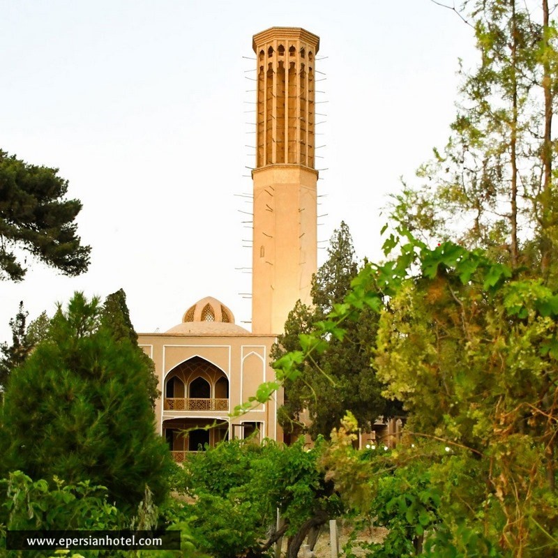 باغ دولت آباد یزد؛ بلندترین بادگیر خشتی جهان و شاهکار چهارباغ ایرانی